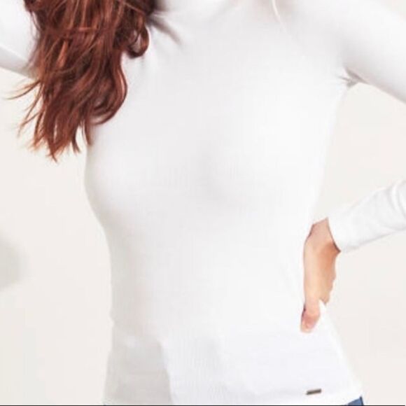Hollister Mockneck Rib Top White Medium - Picture 2 of 2
